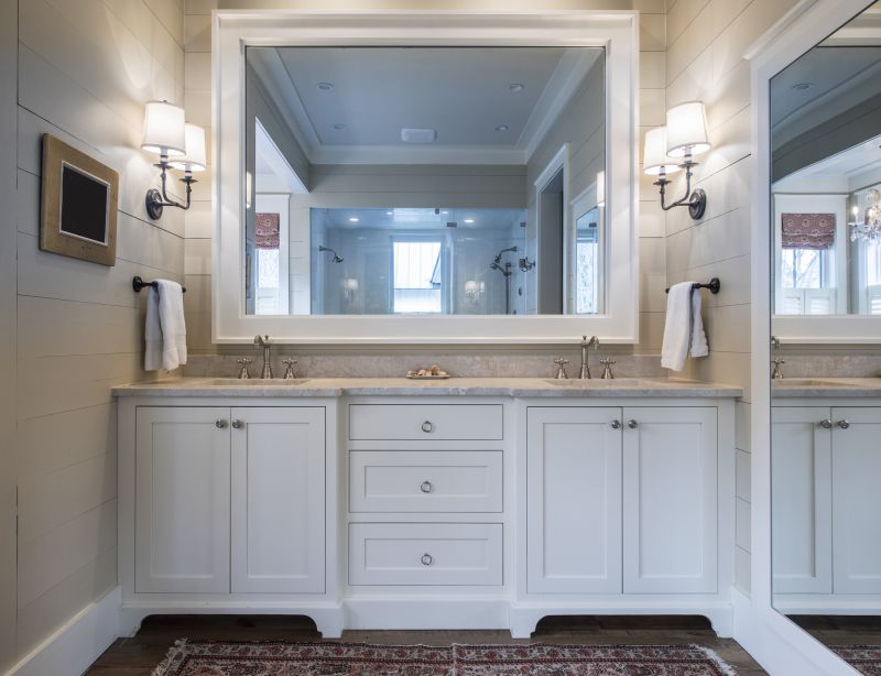 Luxury Vanity and Lighting Fixtures